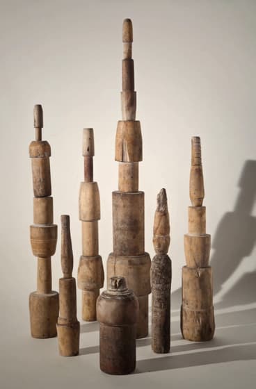 Paul Neuman, Totems